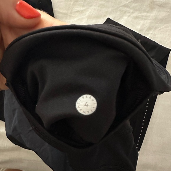 Lululemon fast and free pant- size 4. - Picture 3 of 3